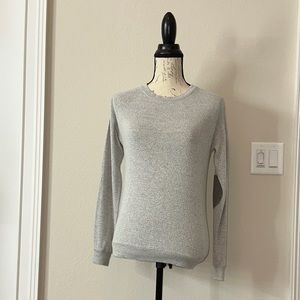 Lightweight sweatshirt